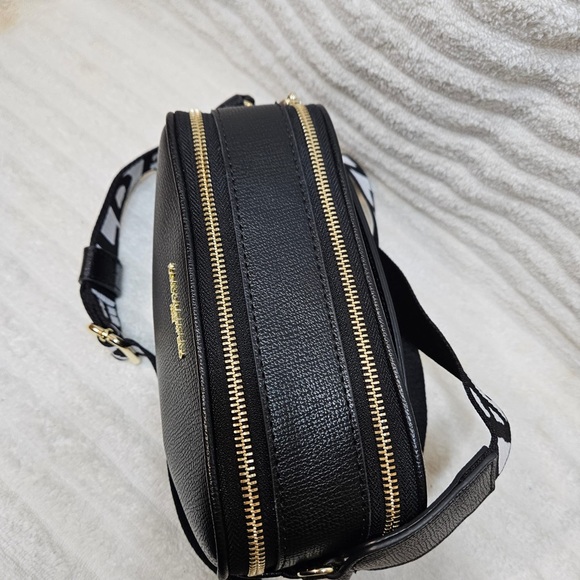 NWT Karl Lagerfeld Maybelle Crossbody Women Black Camera Bag - Picture 3 of 8